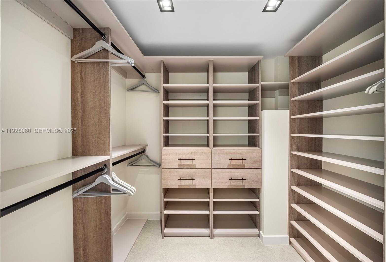 Small Image of 3 ISLAND AVE #09H, Miami Beach Number 24