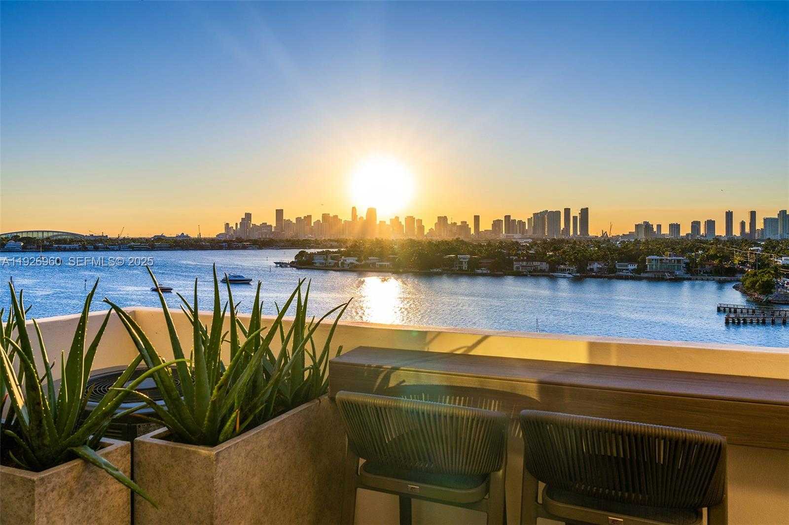 Small Image of 3 ISLAND AVE #09H, Miami Beach Number 28