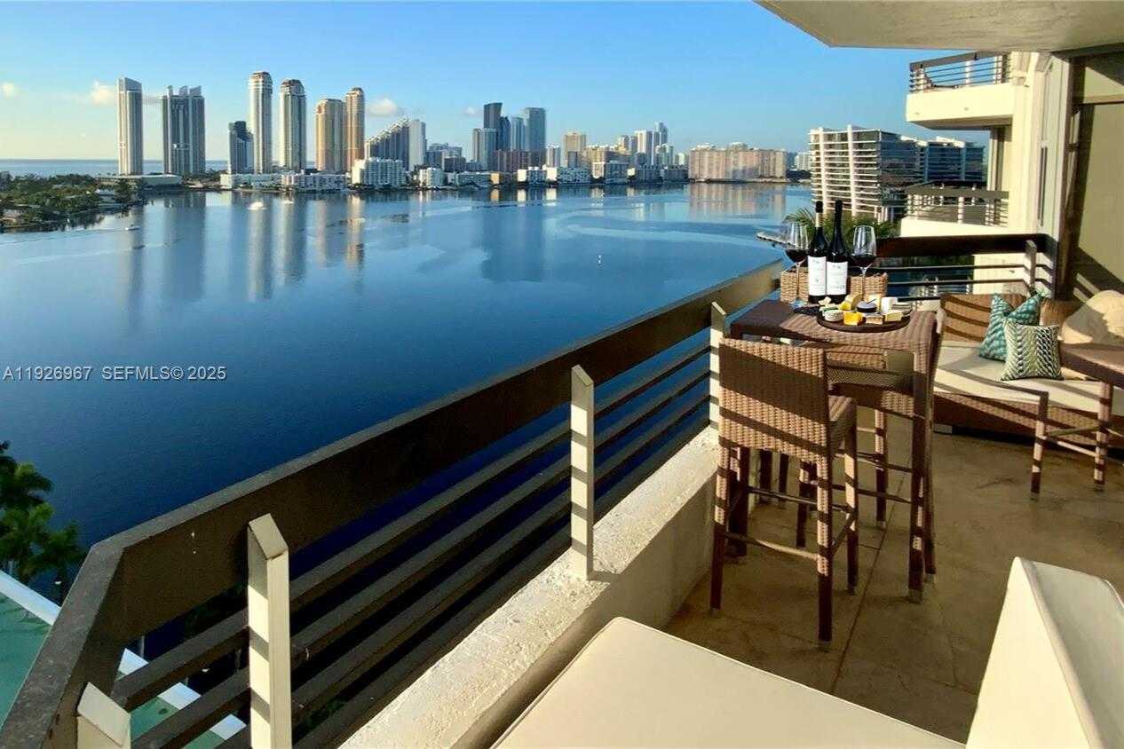 Small Image of 3530 MYSTIC POINTE DR #1714, Aventura Number 2