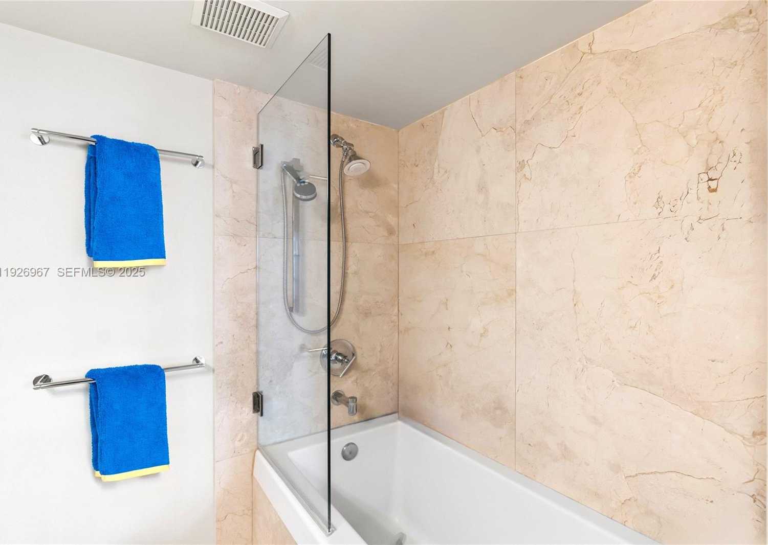 Small Image of 3530 MYSTIC POINTE DR #1714, Aventura Number 20