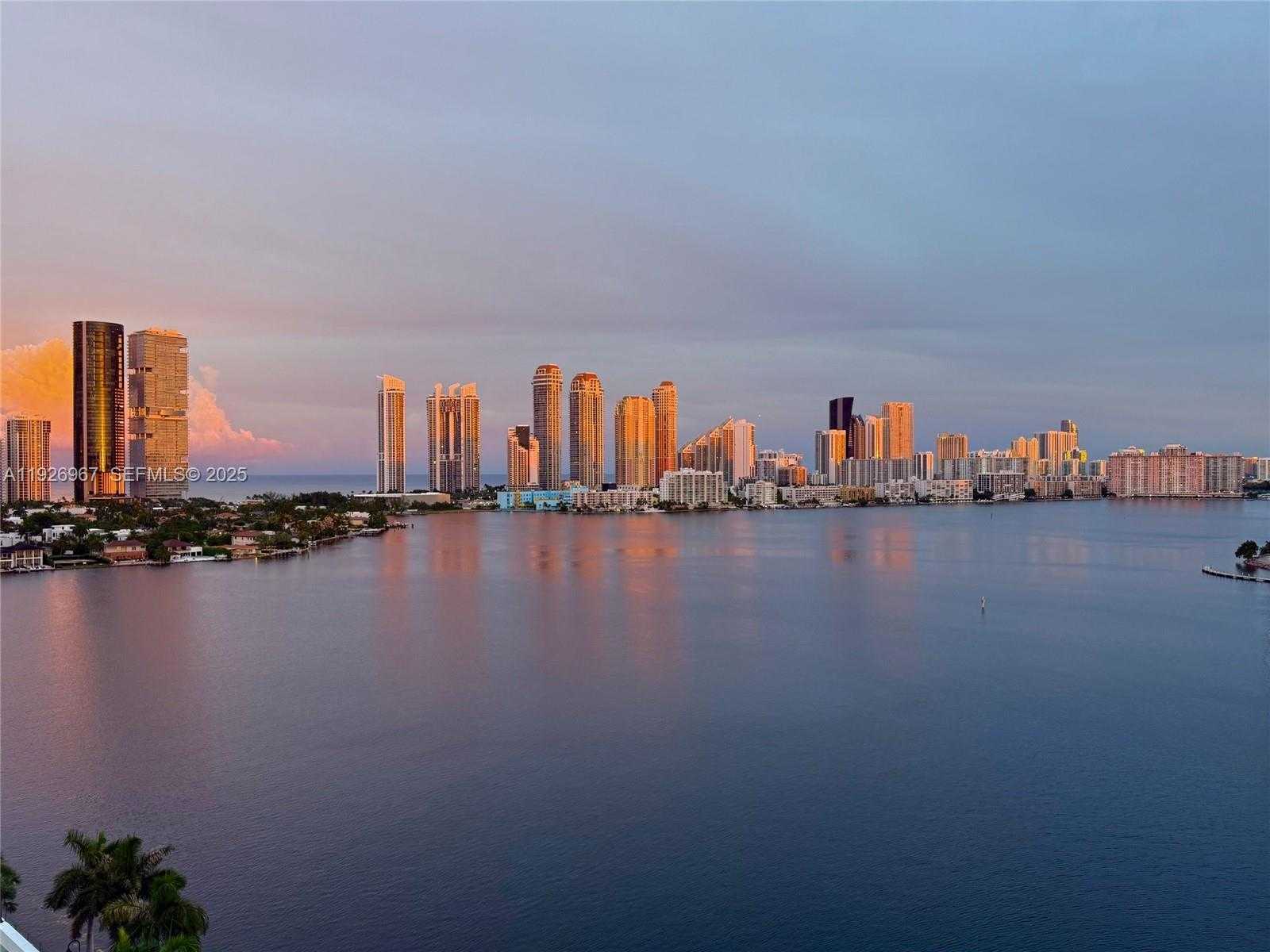 Small Image of 3530 MYSTIC POINTE DR #1714, Aventura Number 3