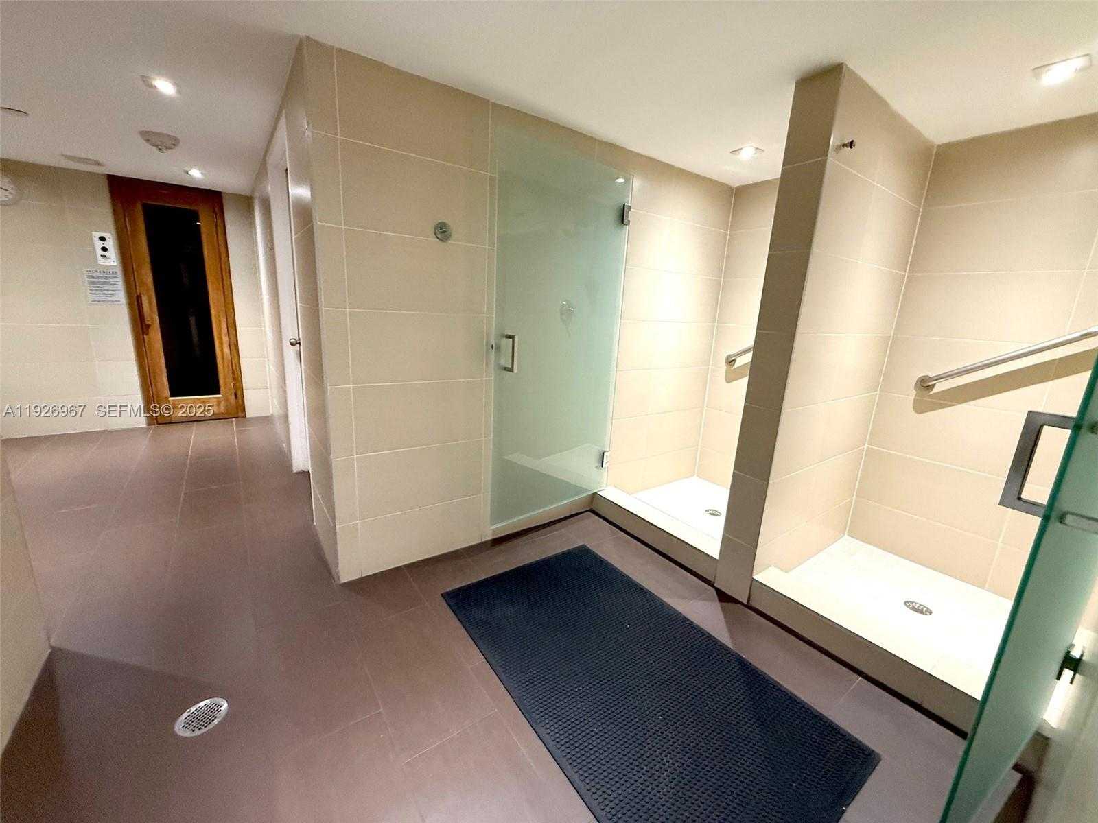 Small Image of 3530 MYSTIC POINTE DR #1714, Aventura Number 36