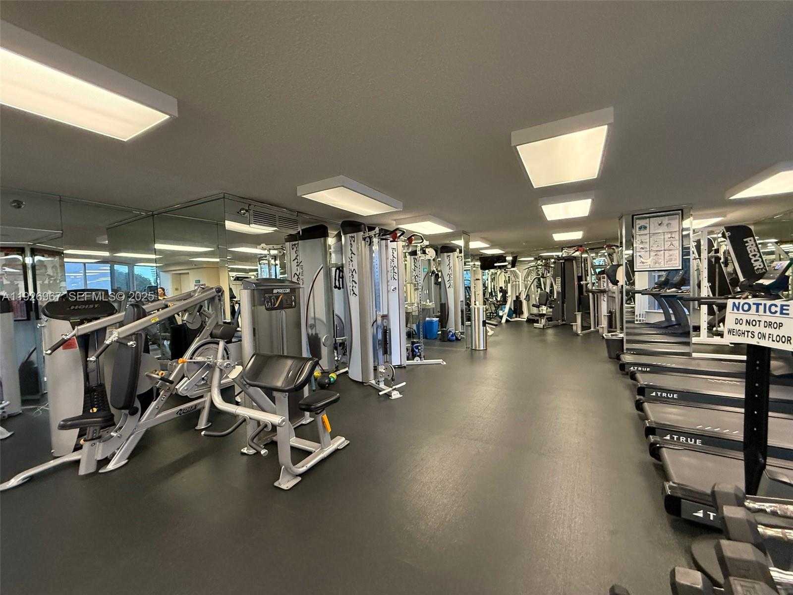 Small Image of 3530 MYSTIC POINTE DR #1714, Aventura Number 39