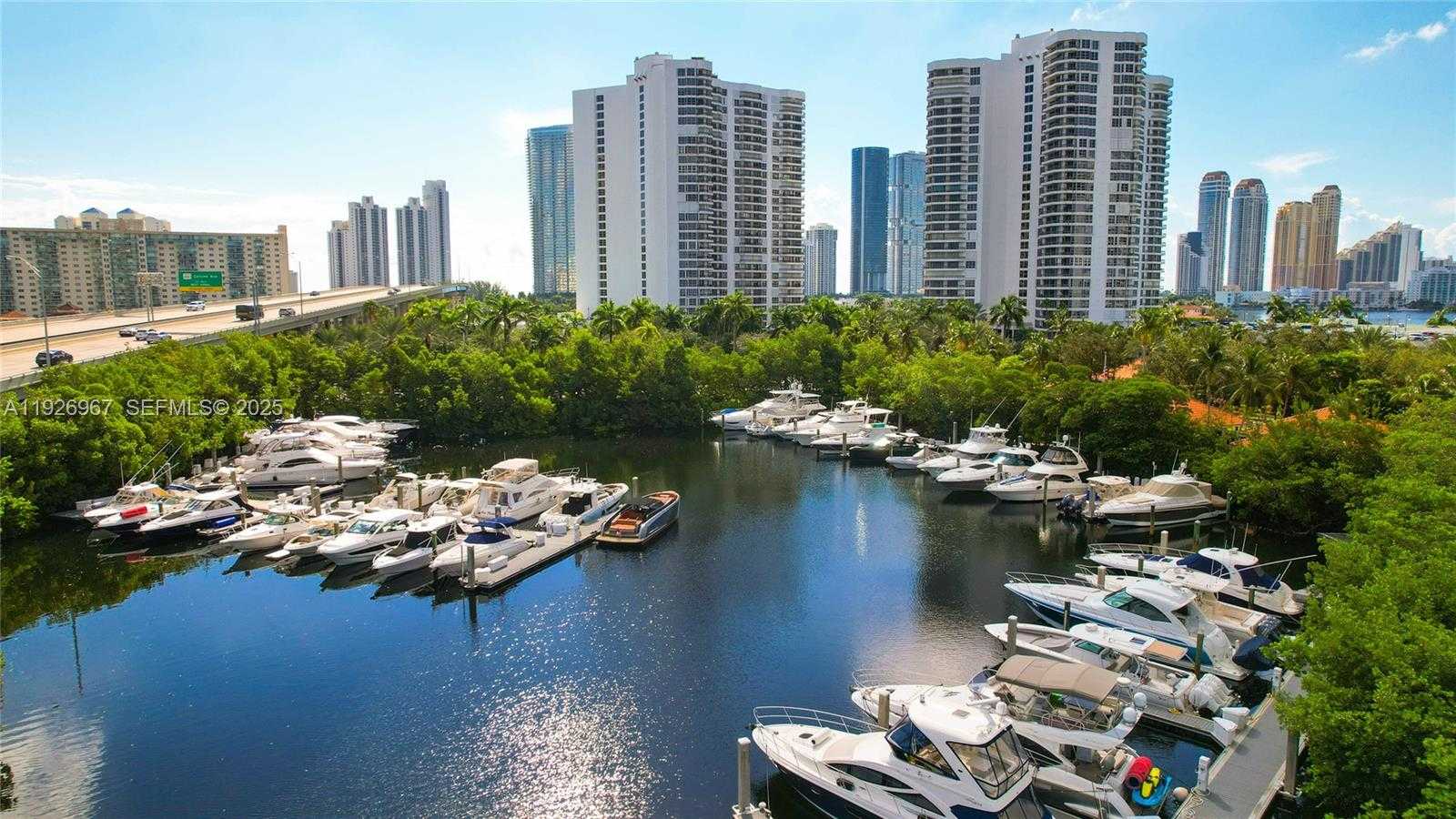 Small Image of 3530 MYSTIC POINTE DR #1714, Aventura Number 46