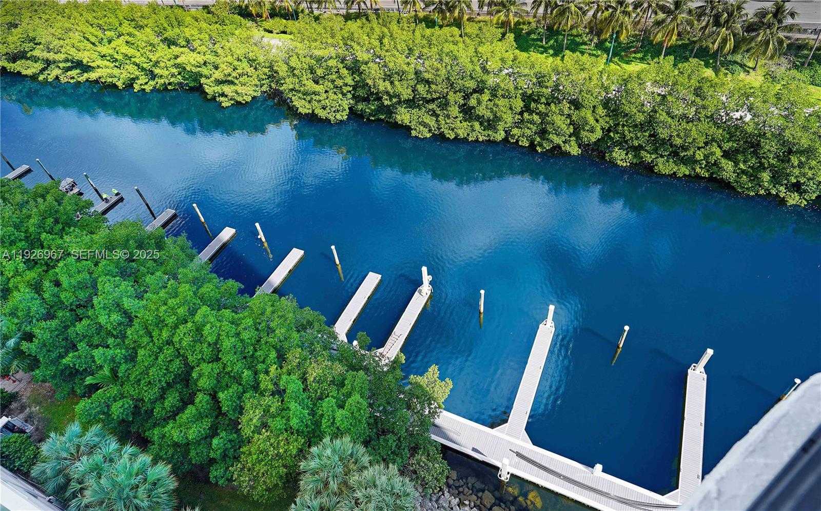 Small Image of 3530 MYSTIC POINTE DR #1714, Aventura Number 47