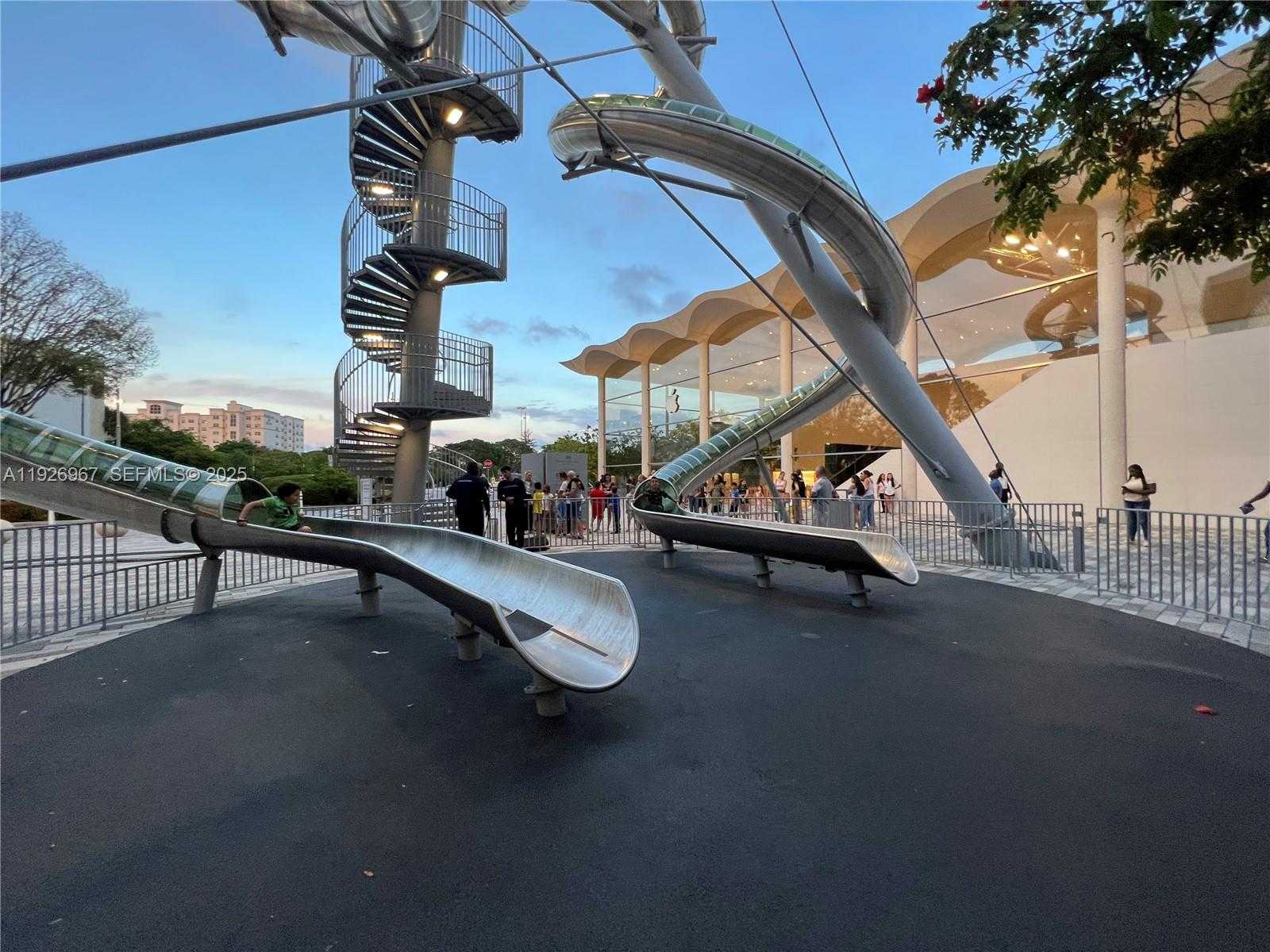 Small Image of 3530 MYSTIC POINTE DR #1714, Aventura Number 65