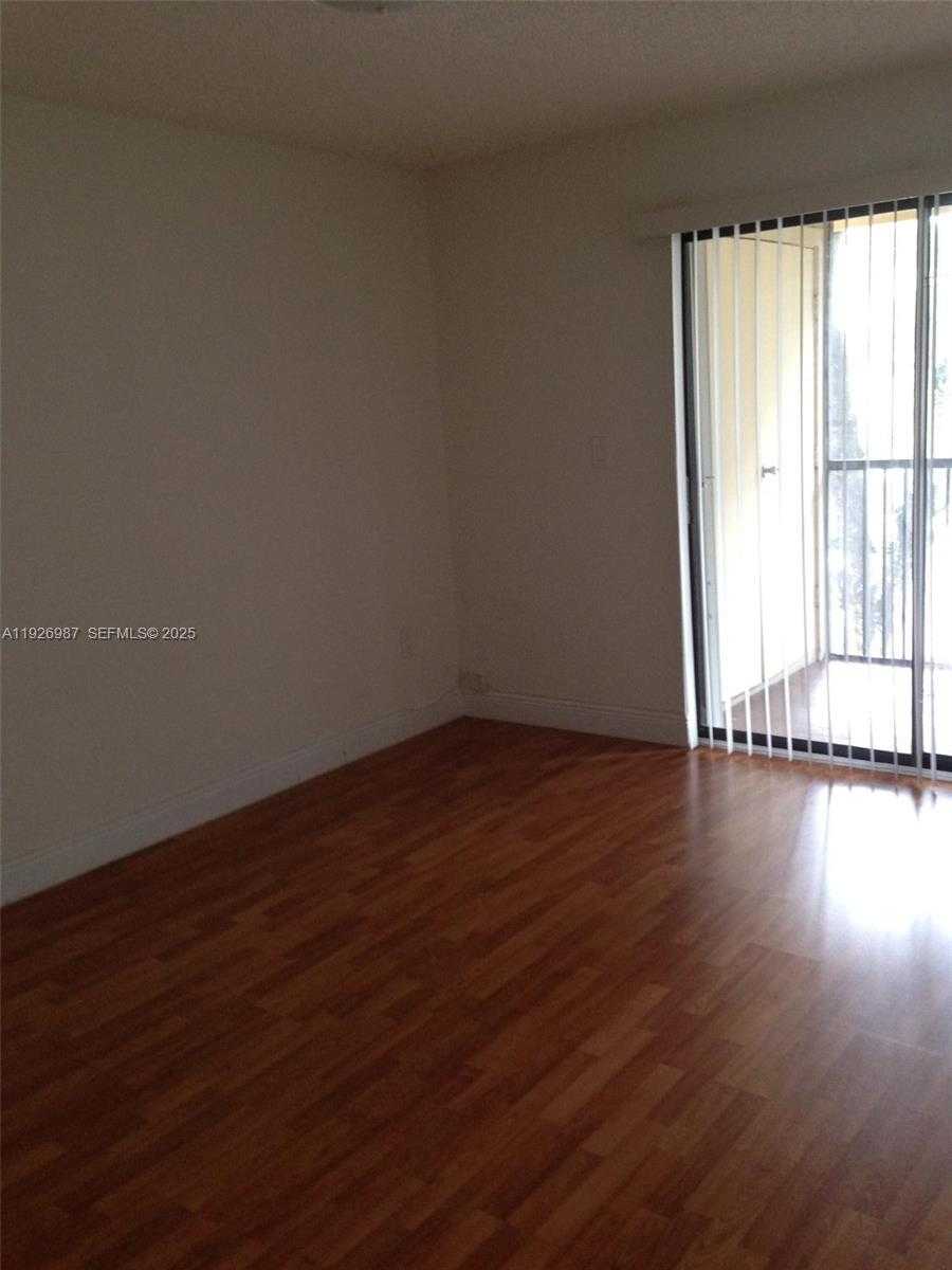 Small Image of 15689 SOUTH WEST 106TH LN #702, Miami Number 5