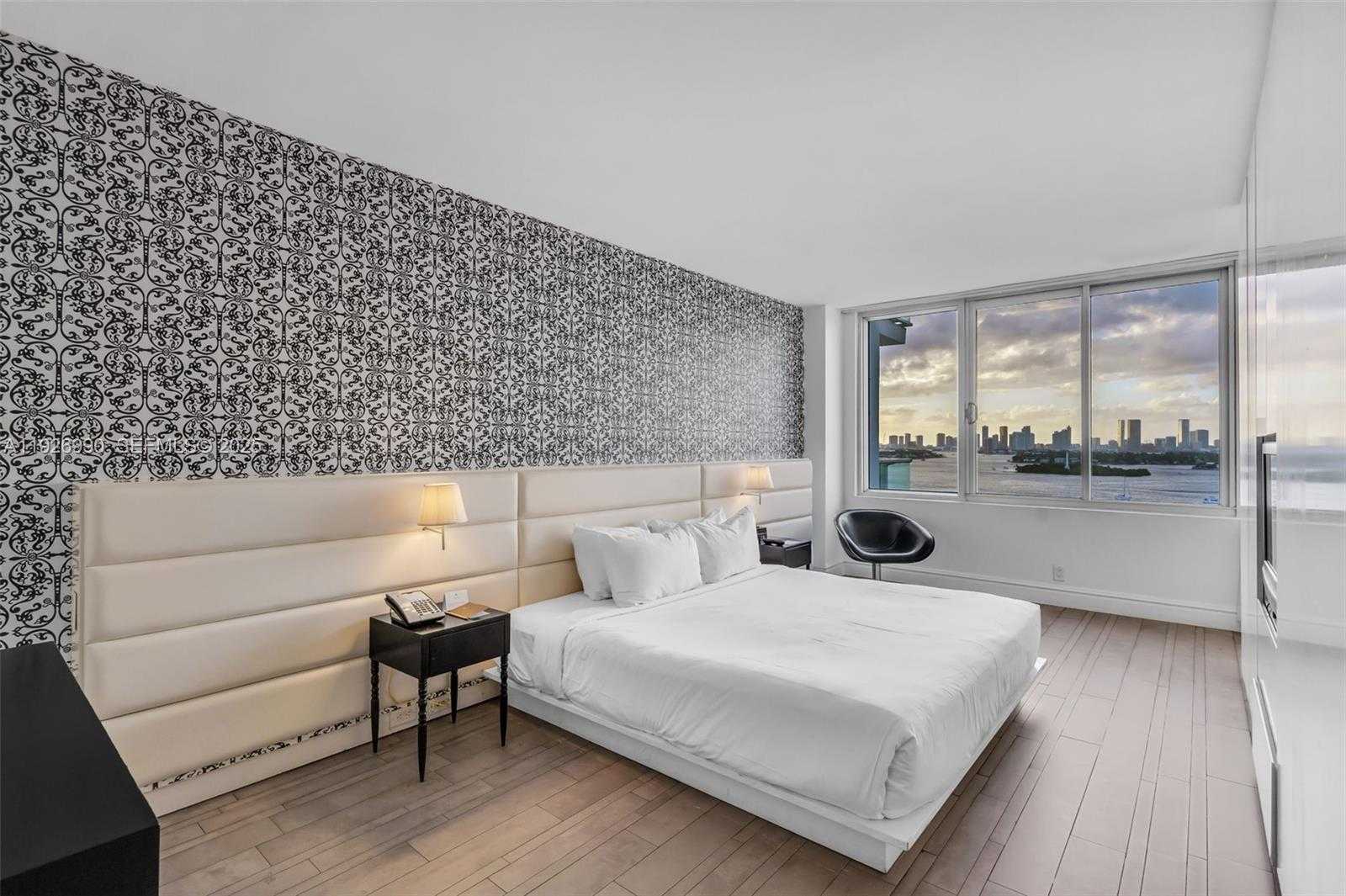 Small Image of 1100 WEST AVE #1420, Miami Beach Number 5