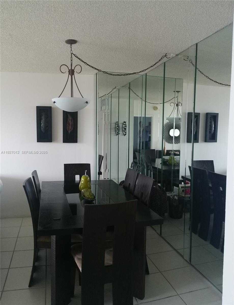 Small Image of 3675 NORTH COUNTRY CLUB DR #2005, Aventura Number 2