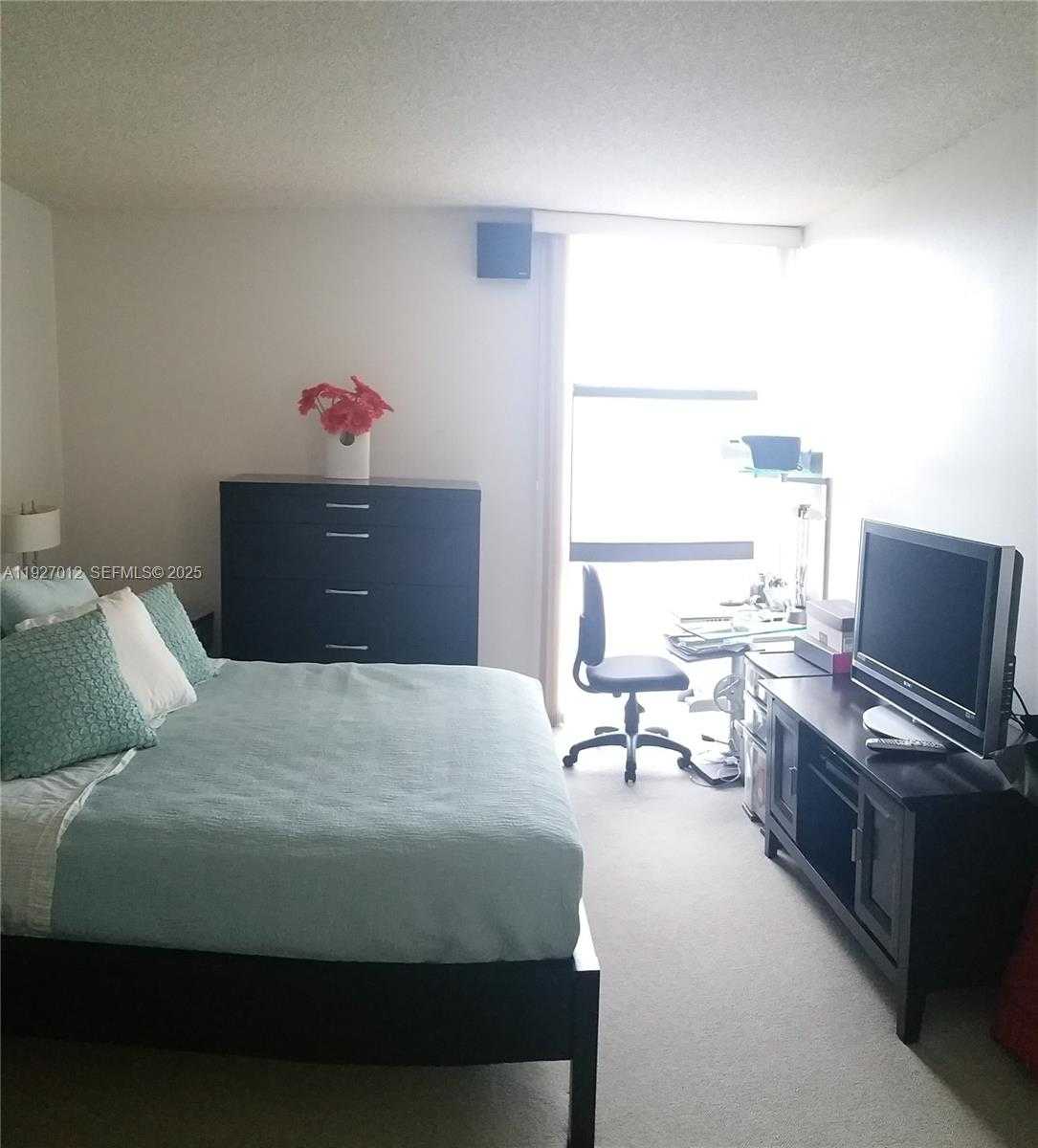 Small Image of 3675 NORTH COUNTRY CLUB DR #2005, Aventura Number 3