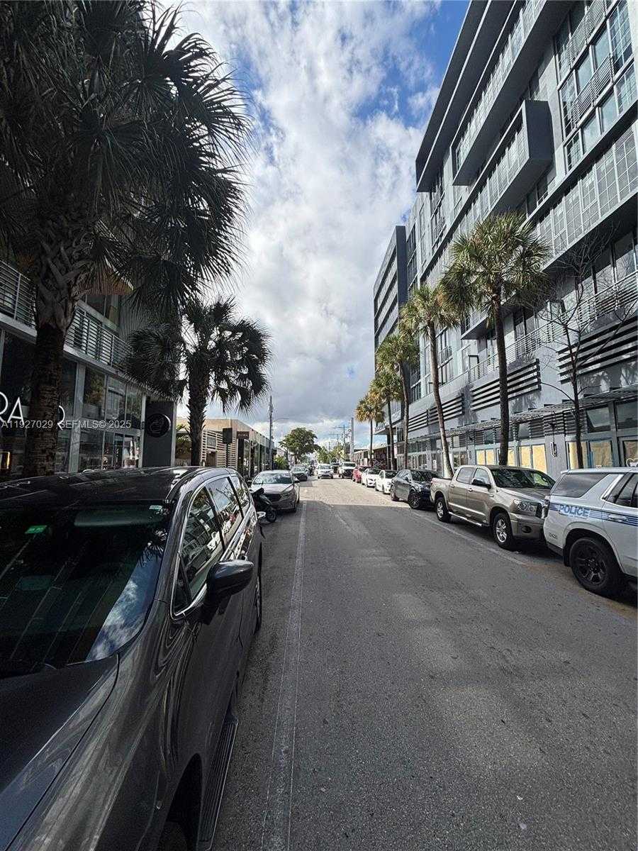 Small Image of 250 NORTH WEST 24TH ST #3C, Miami Number 15