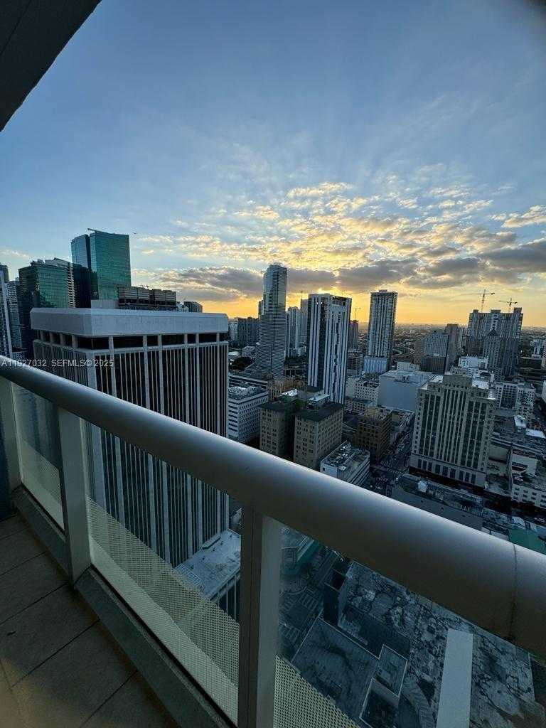Small Image of 50 BISCAYNE BLVD #3807, Miami Number 18