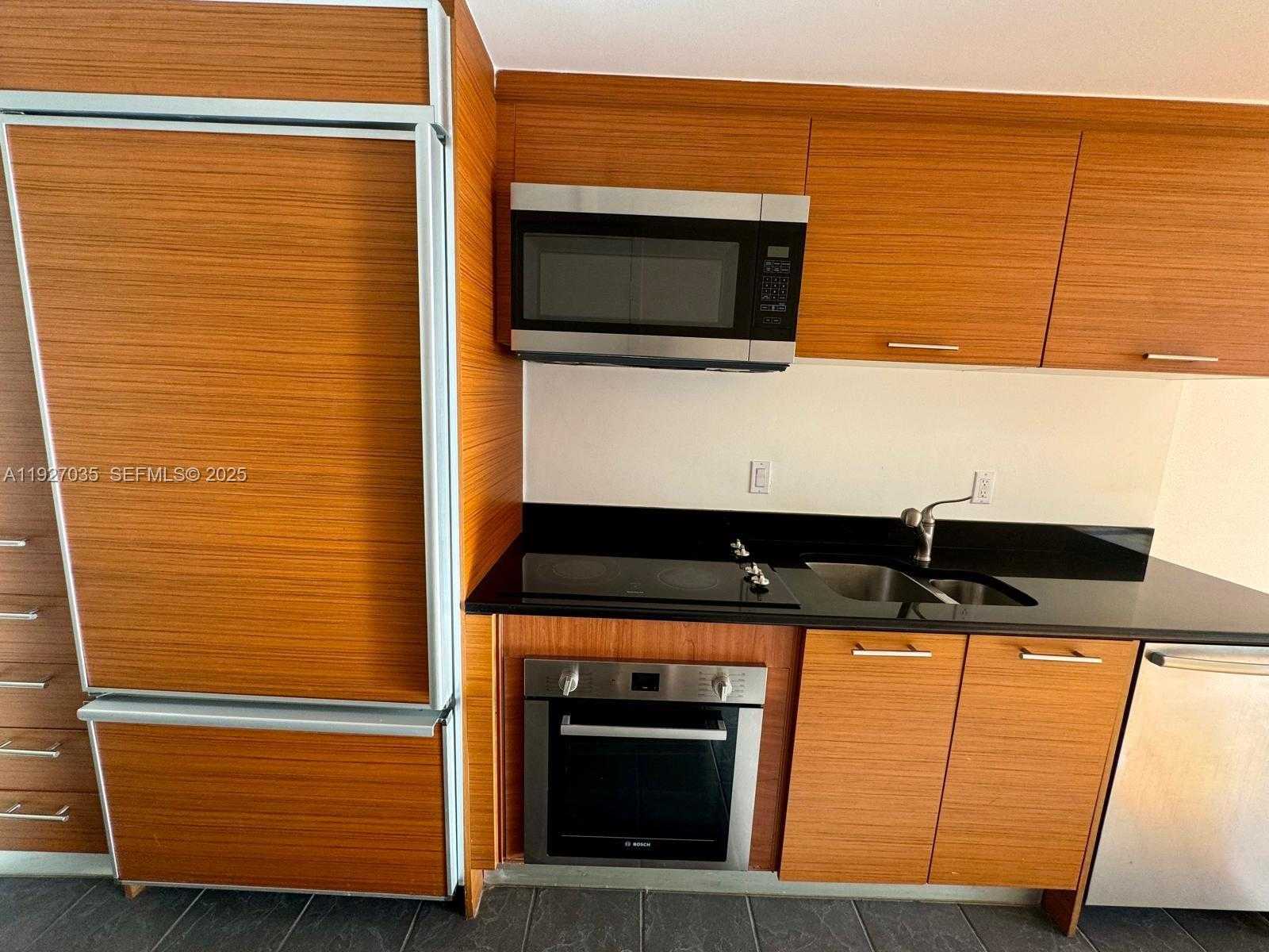 Small Image of 50 BISCAYNE BLVD #1703, Miami Number 13