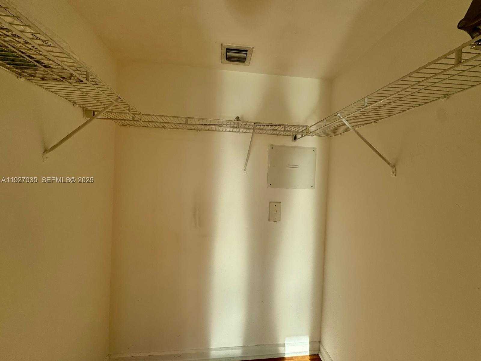 Small Image of 50 BISCAYNE BLVD #1703, Miami Number 15