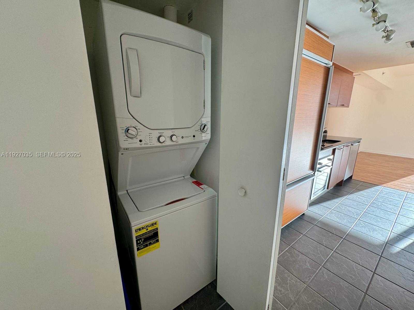 Small Image of 50 BISCAYNE BLVD #1703, Miami Number 18