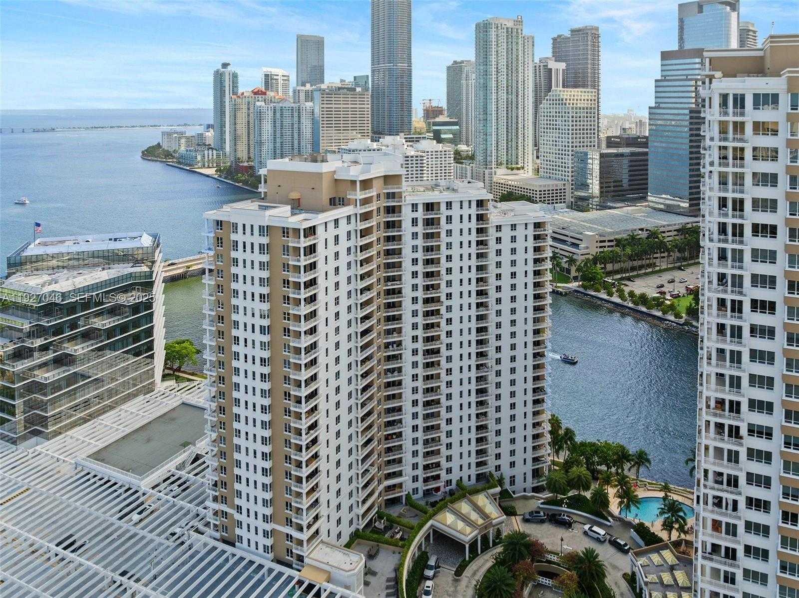 Small Image of 701 BRICKELL KEY BLVD #1605, Miami Number 1