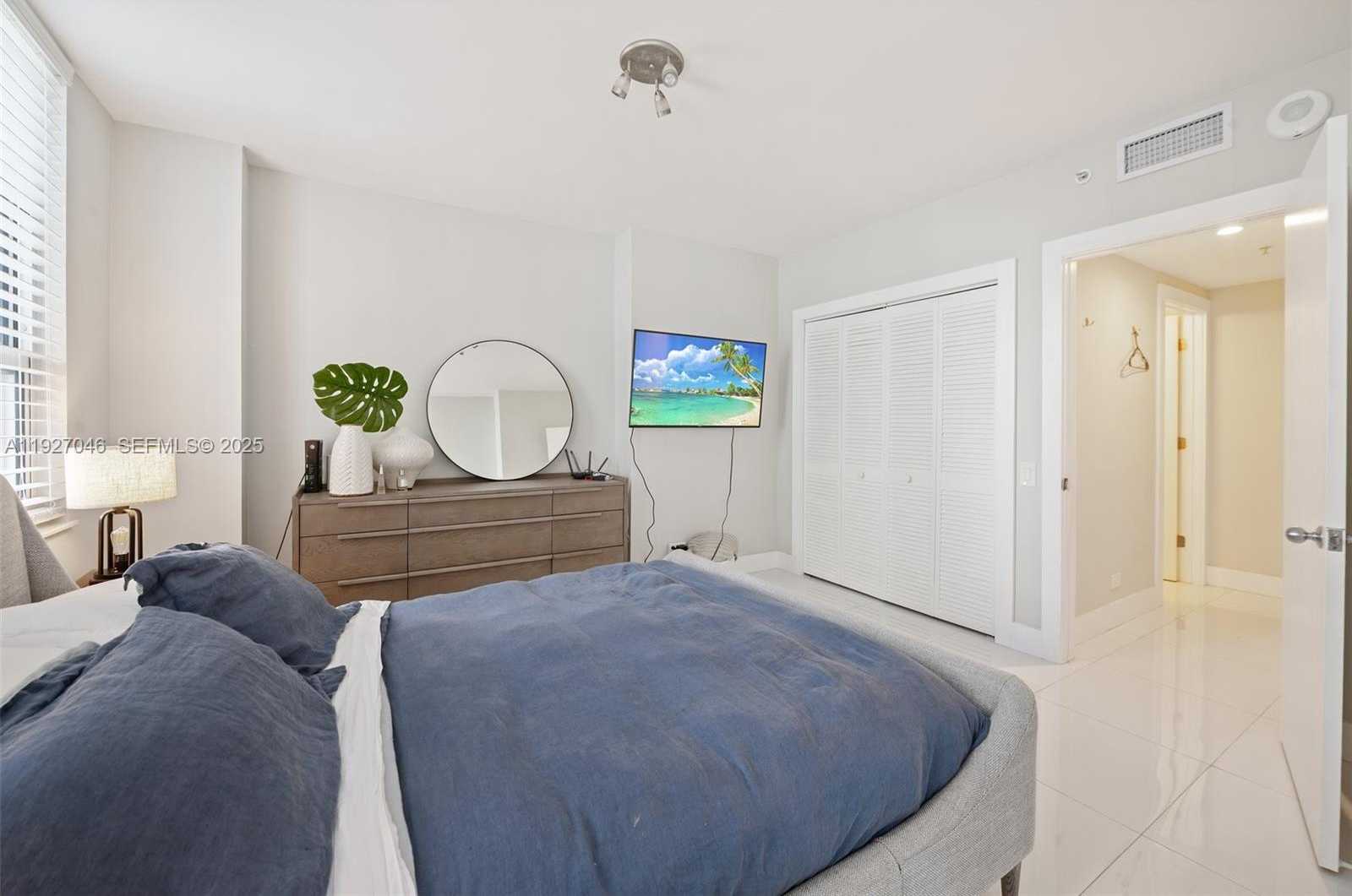 Small Image of 701 BRICKELL KEY BLVD #1605, Miami Number 20