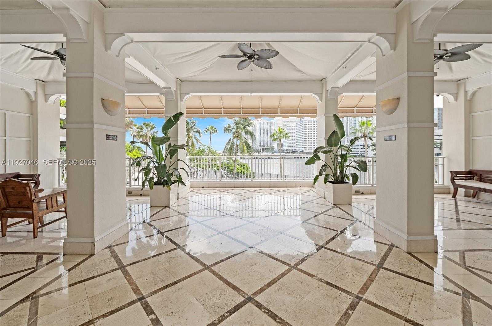 Small Image of 701 BRICKELL KEY BLVD #1605, Miami Number 4