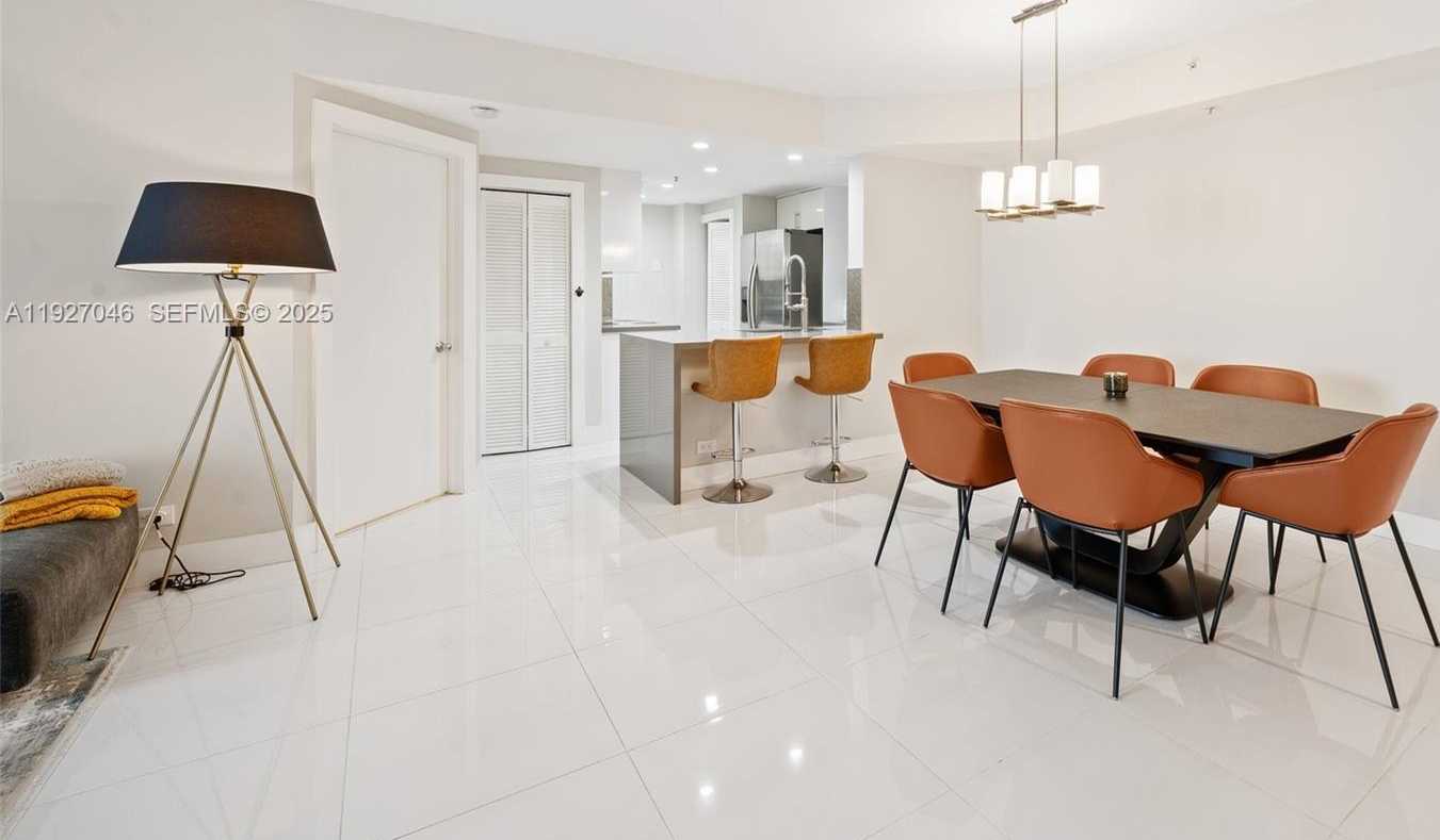 Small Image of 701 BRICKELL KEY BLVD #1605, Miami Number 7