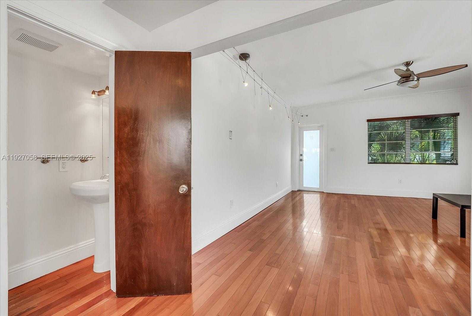 Small Image of 1525 PENNSYLVANIA AVE #1, Miami Beach Number 22