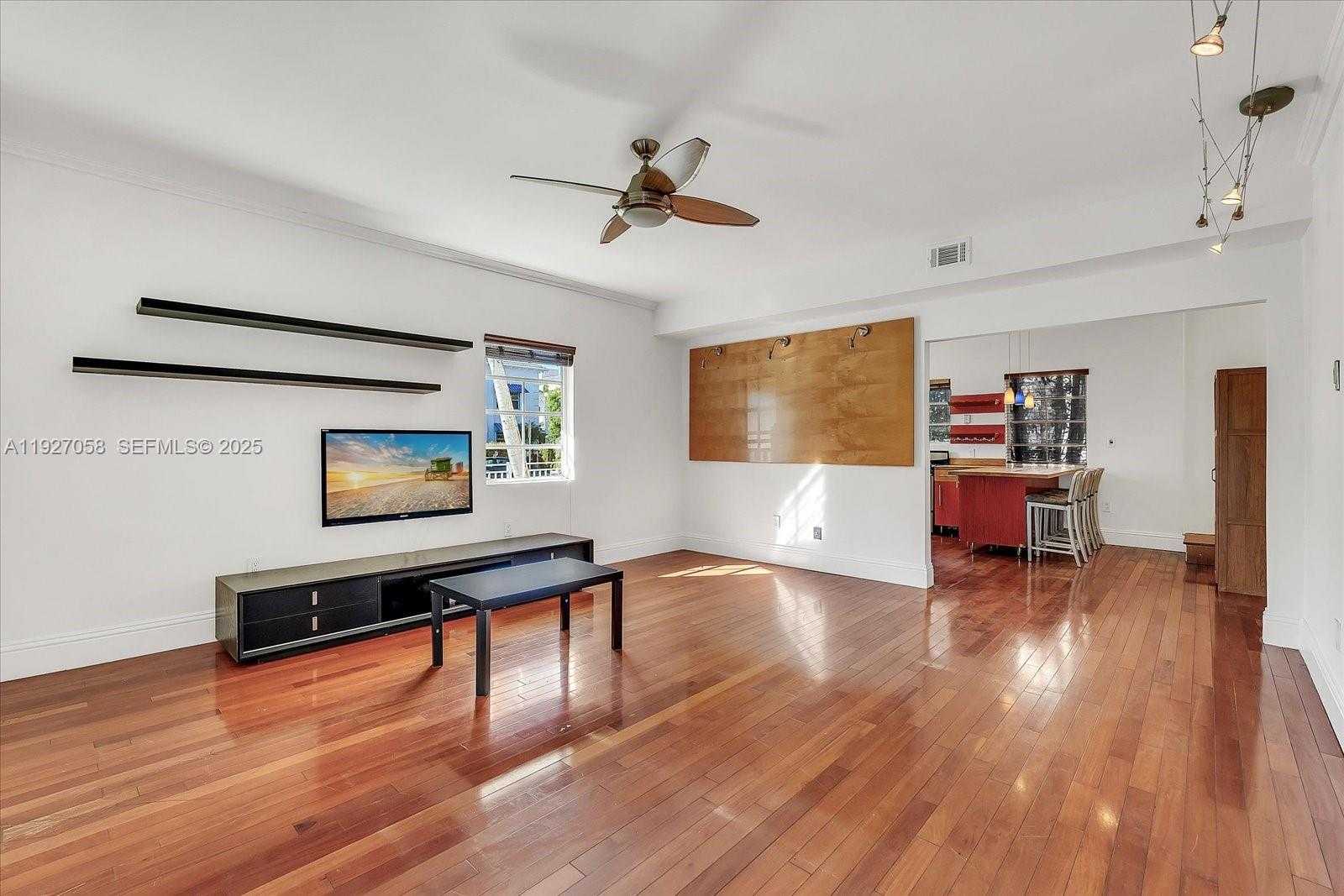 Small Image of 1525 PENNSYLVANIA AVE #1, Miami Beach Number 8