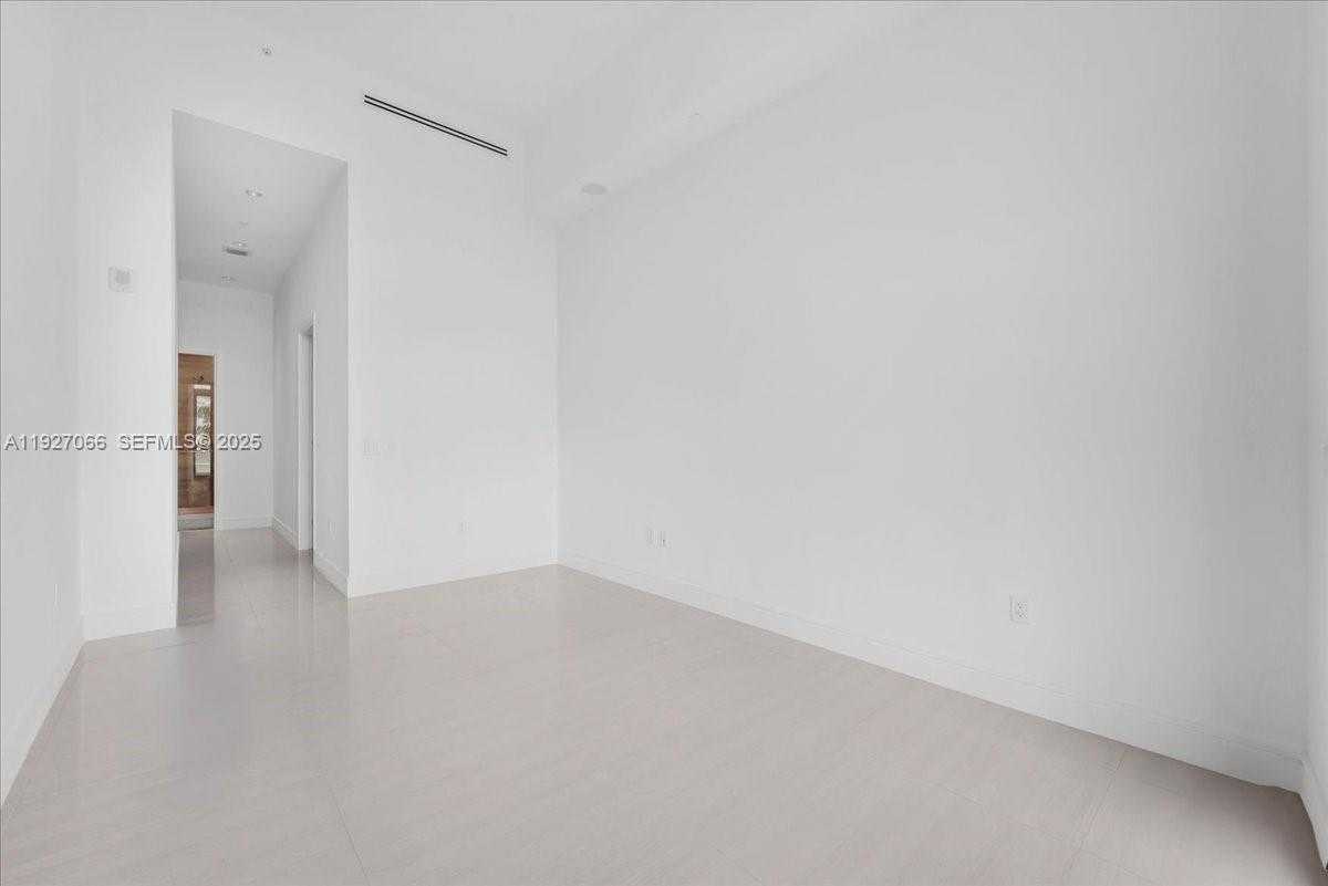 Small Image of 3250 NORTH EAST 188TH ST #103, Aventura Number 13