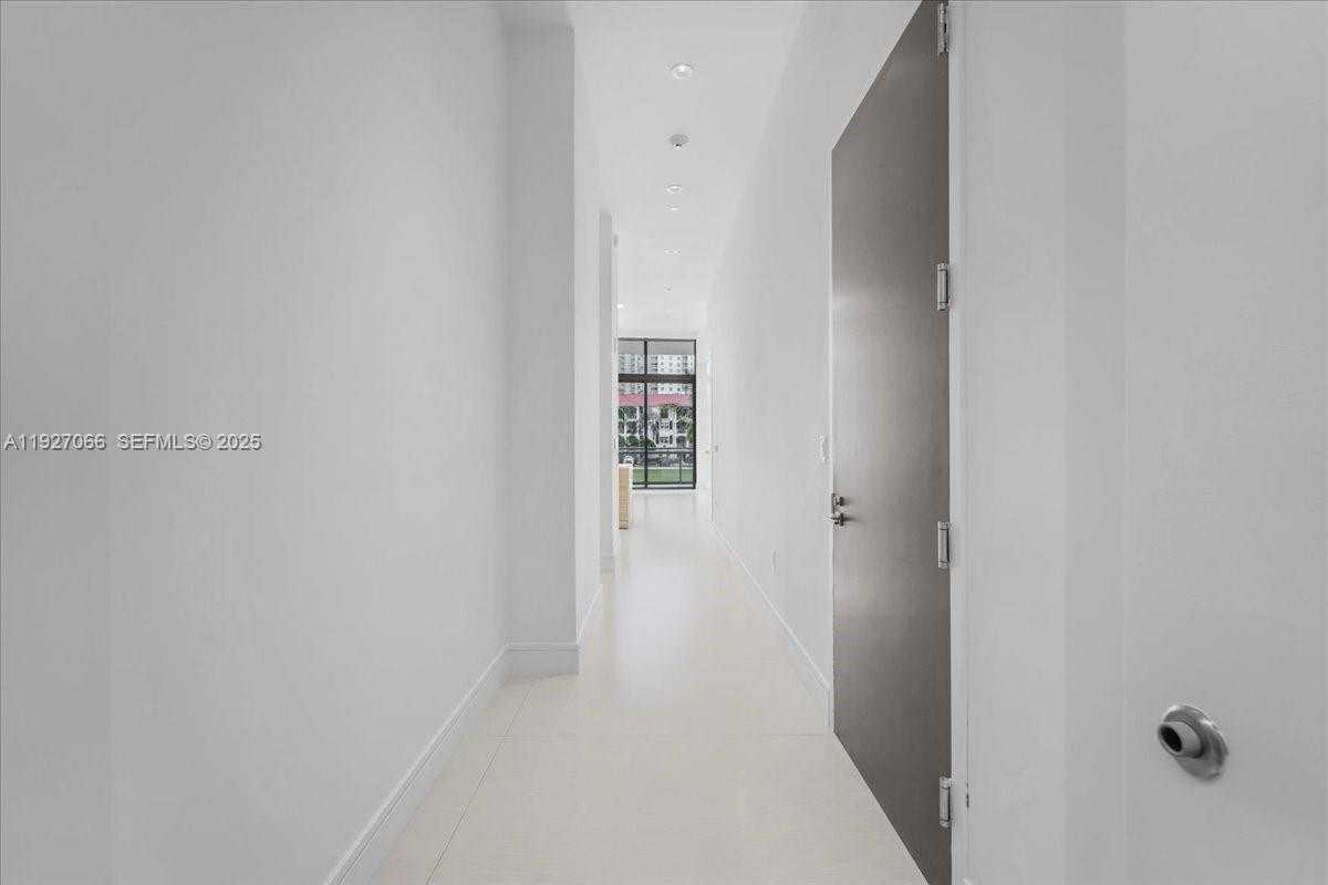 Small Image of 3250 NORTH EAST 188TH ST #103, Aventura Number 19