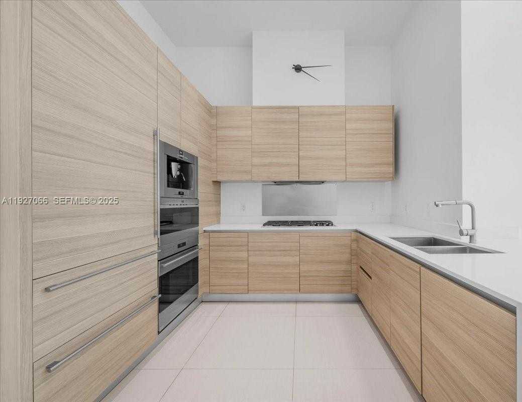 Small Image of 3250 NORTH EAST 188TH ST #103, Aventura Number 3