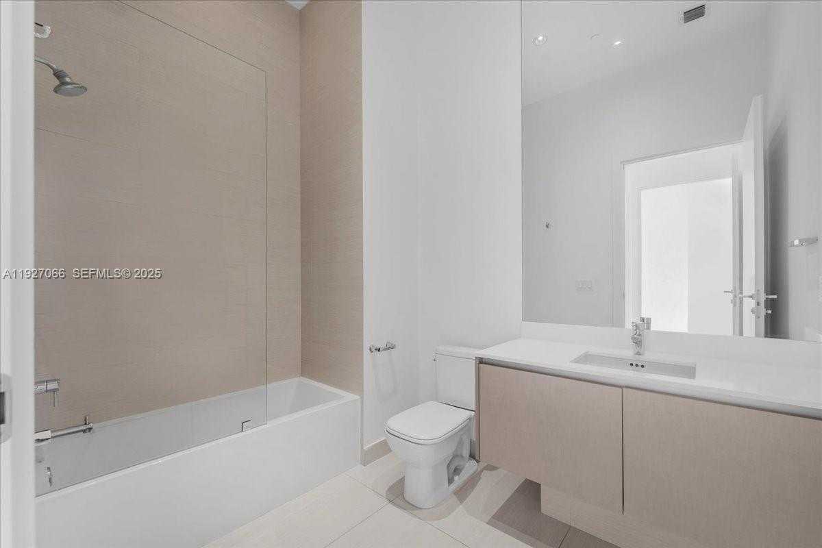 Small Image of 3250 NORTH EAST 188TH ST #103, Aventura Number 31