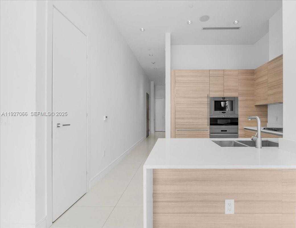 Small Image of 3250 NORTH EAST 188TH ST #103, Aventura Number 40