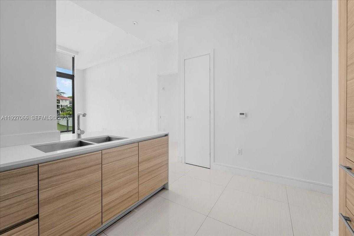 Small Image of 3250 NORTH EAST 188TH ST #103, Aventura Number 6