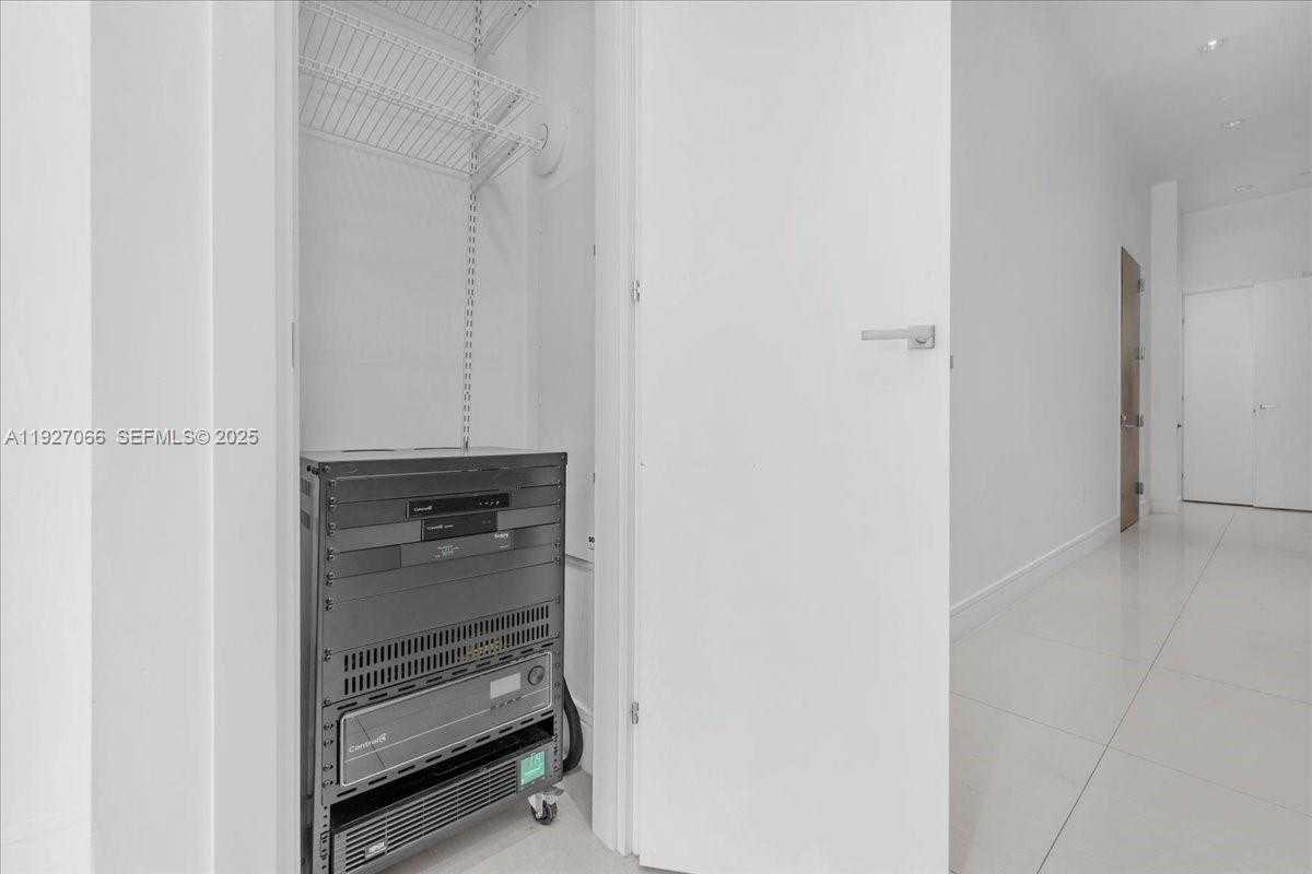 Small Image of 3250 NORTH EAST 188TH ST #103, Aventura Number 9