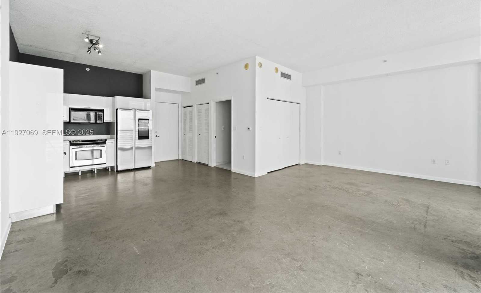 Small Image of 133 NORTH EAST 2ND AVE #1905, Miami Number 4