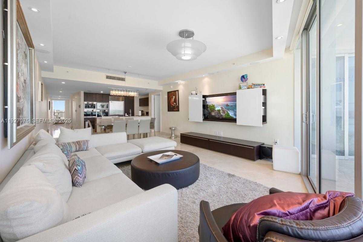 Small Image of 17001 COLLINS AVE #1204, Sunny Isles Beach Number 11