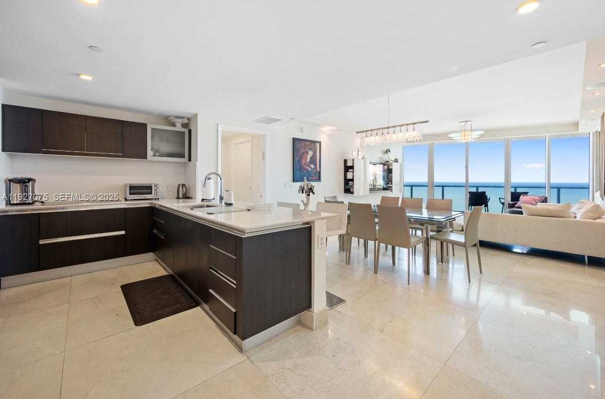 Small Image of 17001 COLLINS AVE #1204, Sunny Isles Beach Number 6