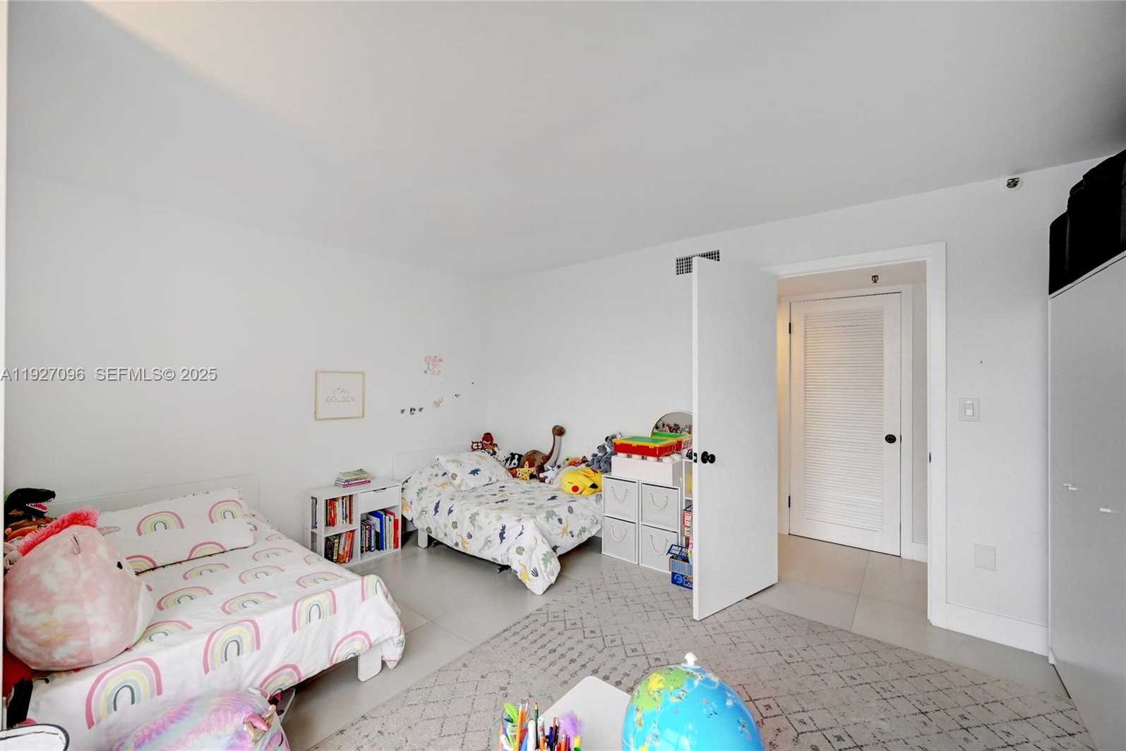 Small Image of 17500 NORTH BAY RD #S405, Sunny Isles Beach Number 16