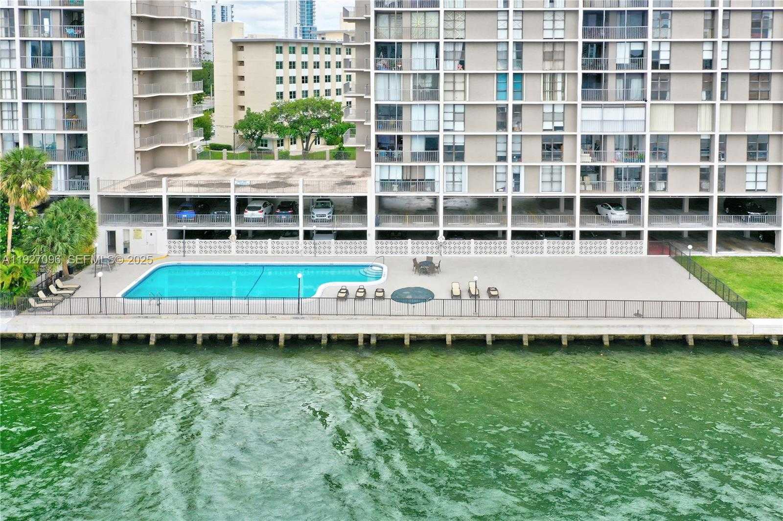 Small Image of 17500 NORTH BAY RD #S405, Sunny Isles Beach Number 25