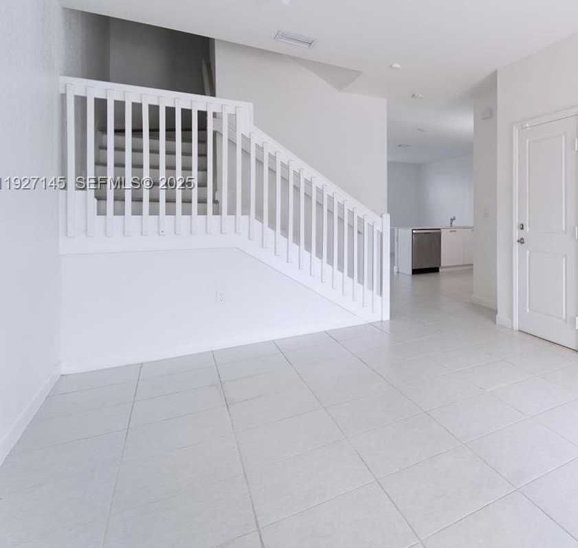 Small Image of 12661 NORTH WEST 23RD PL, Miami Number 11