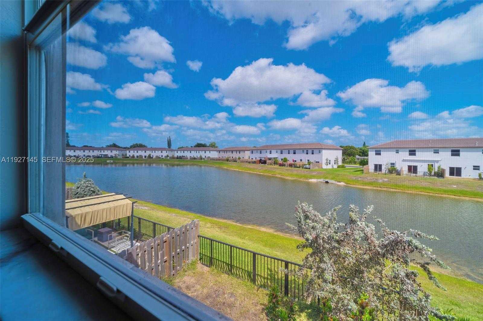 Small Image of 12661 NORTH WEST 23RD PL, Miami Number 3