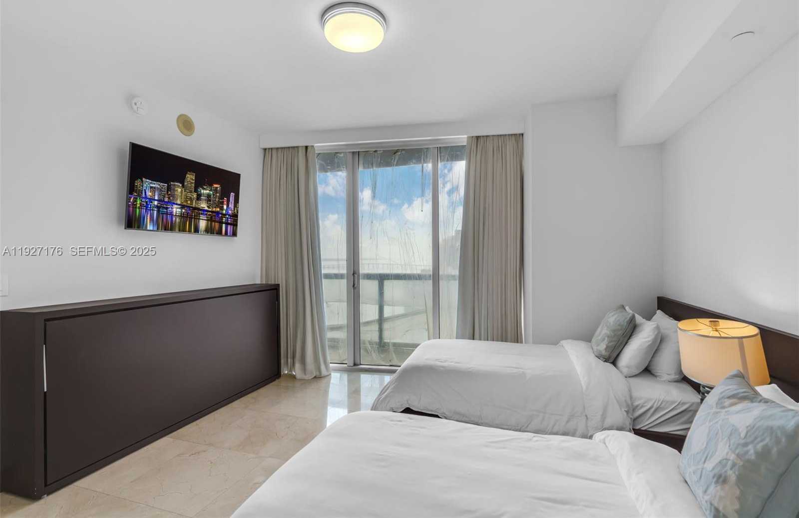 Small Image of 495 BRICKELL AVE #2405, Miami Number 23