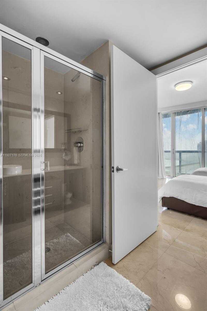 Small Image of 495 BRICKELL AVE #2405, Miami Number 25