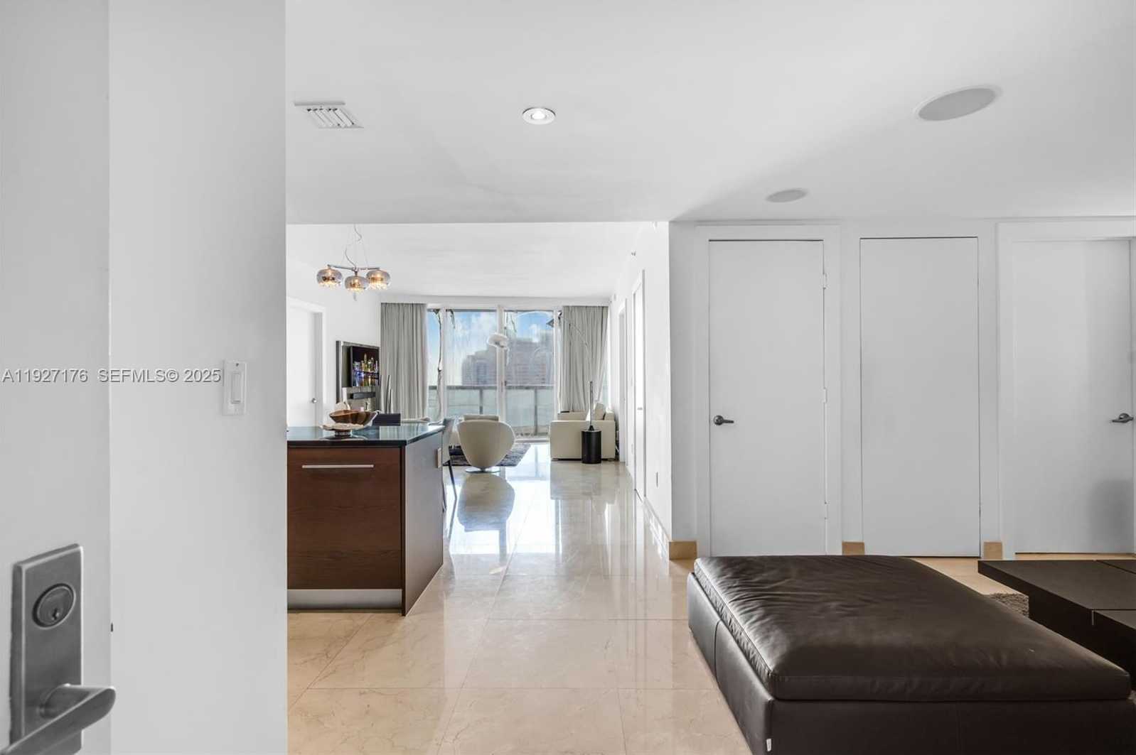 Small Image of 495 BRICKELL AVE #2405, Miami Number 5