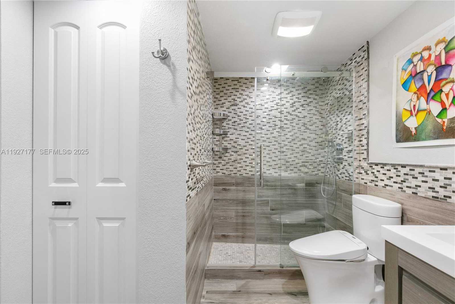 Small Image of 100 BAYVIEW DR #625, Sunny Isles Beach Number 20