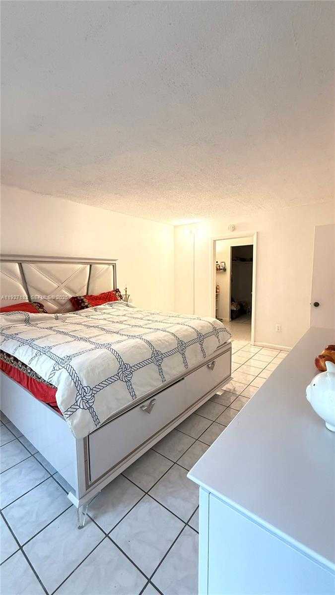 Small Image of 14850 NARANJA LAKES BLVD #B1K, Homestead Number 17