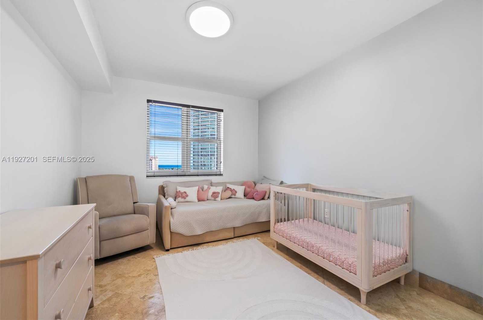 Small Image of 19900 EAST COUNTRY CLUB DR #1112, Aventura Number 22