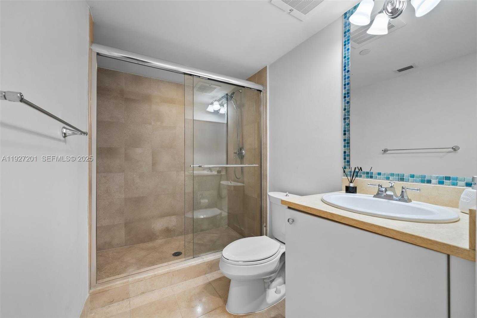 Small Image of 19900 EAST COUNTRY CLUB DR #1112, Aventura Number 24