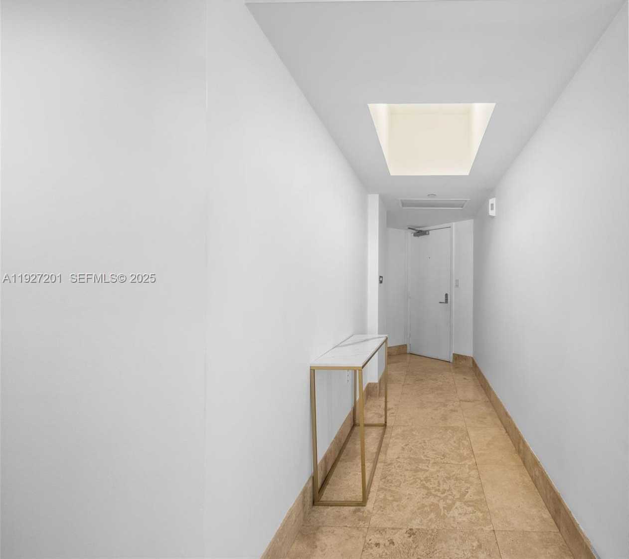 Small Image of 19900 EAST COUNTRY CLUB DR #1112, Aventura Number 25