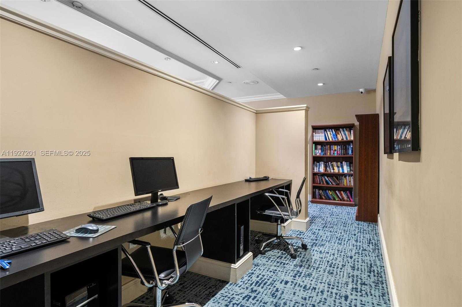 Small Image of 19900 EAST COUNTRY CLUB DR #1112, Aventura Number 30