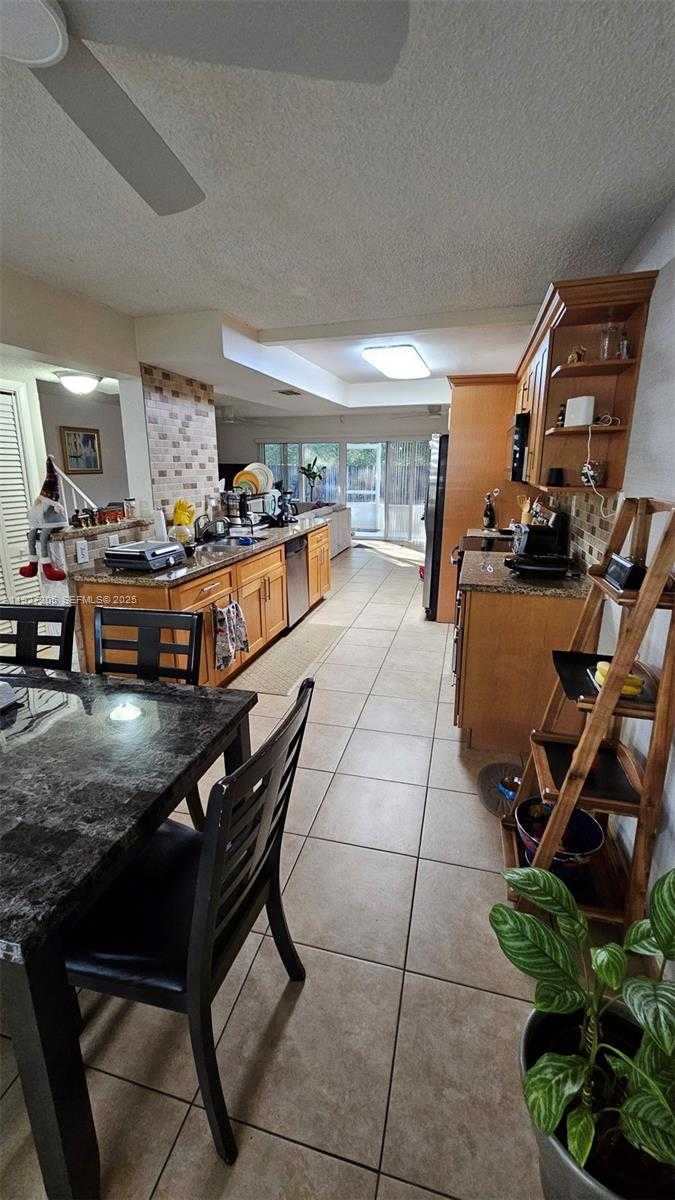 Small Image of 2750 NORTH 34TH AVE #9A, Hollywood Number 31