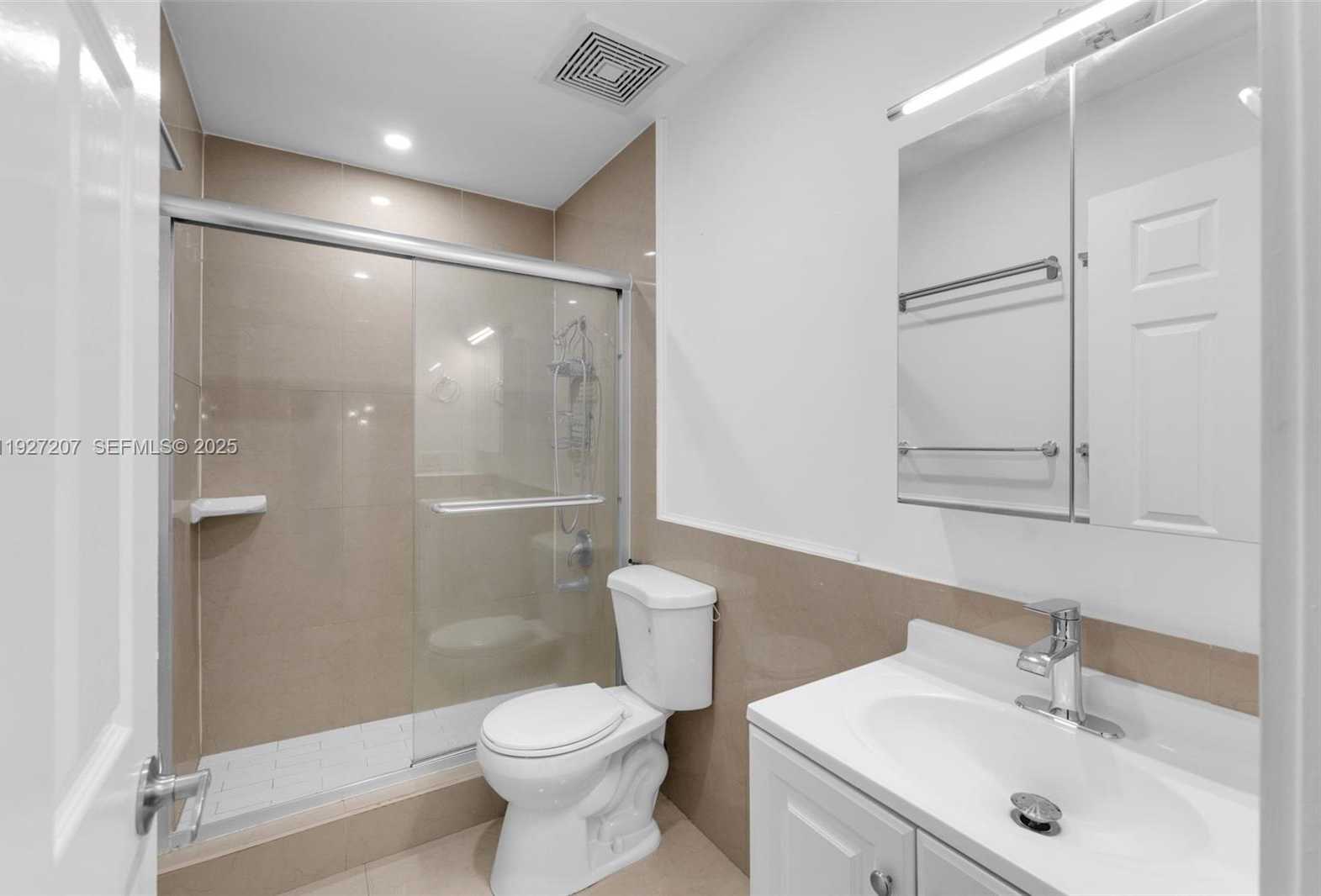 Small Image of 13446 SOUTH WEST 153RD TER #2101, Miami Number 25